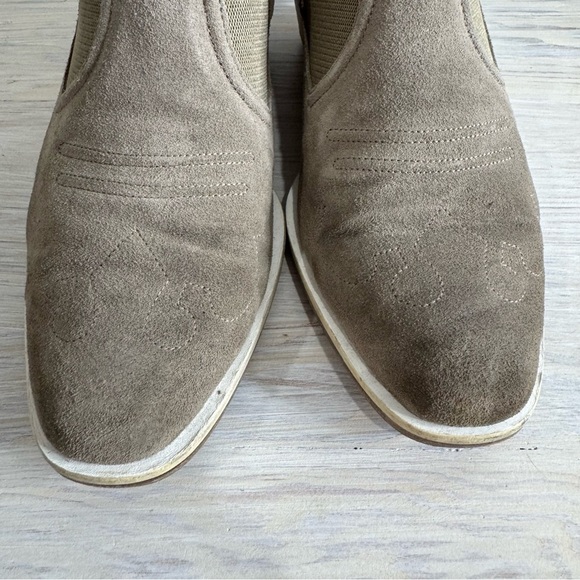 Rag & Bone Finlay Taupe Suede Western Pull-on Ankle Boots Wooden Heel Size 9.5 - Picture 15 of 16
